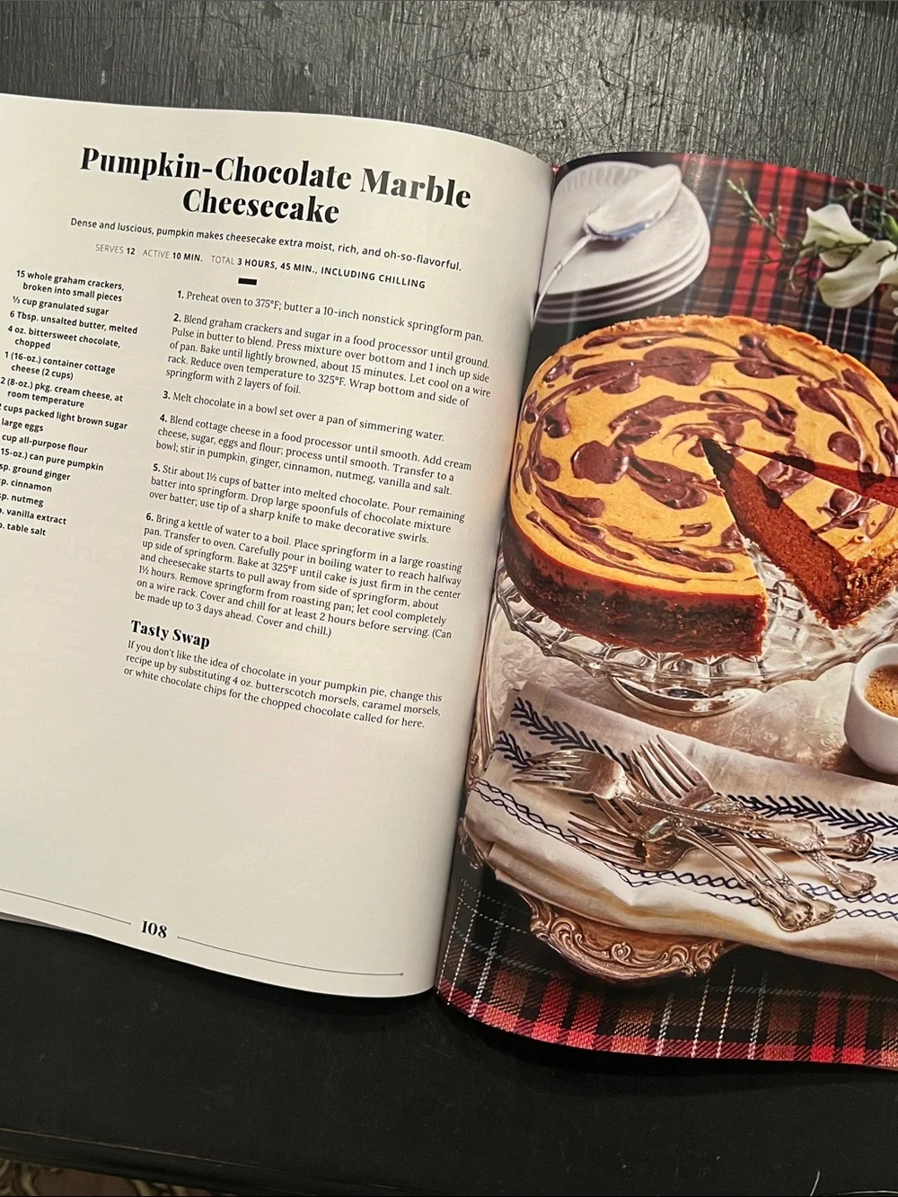 2021 Southern Living Christmas Cookbook & Inspired Ideas for Holiday Decorating